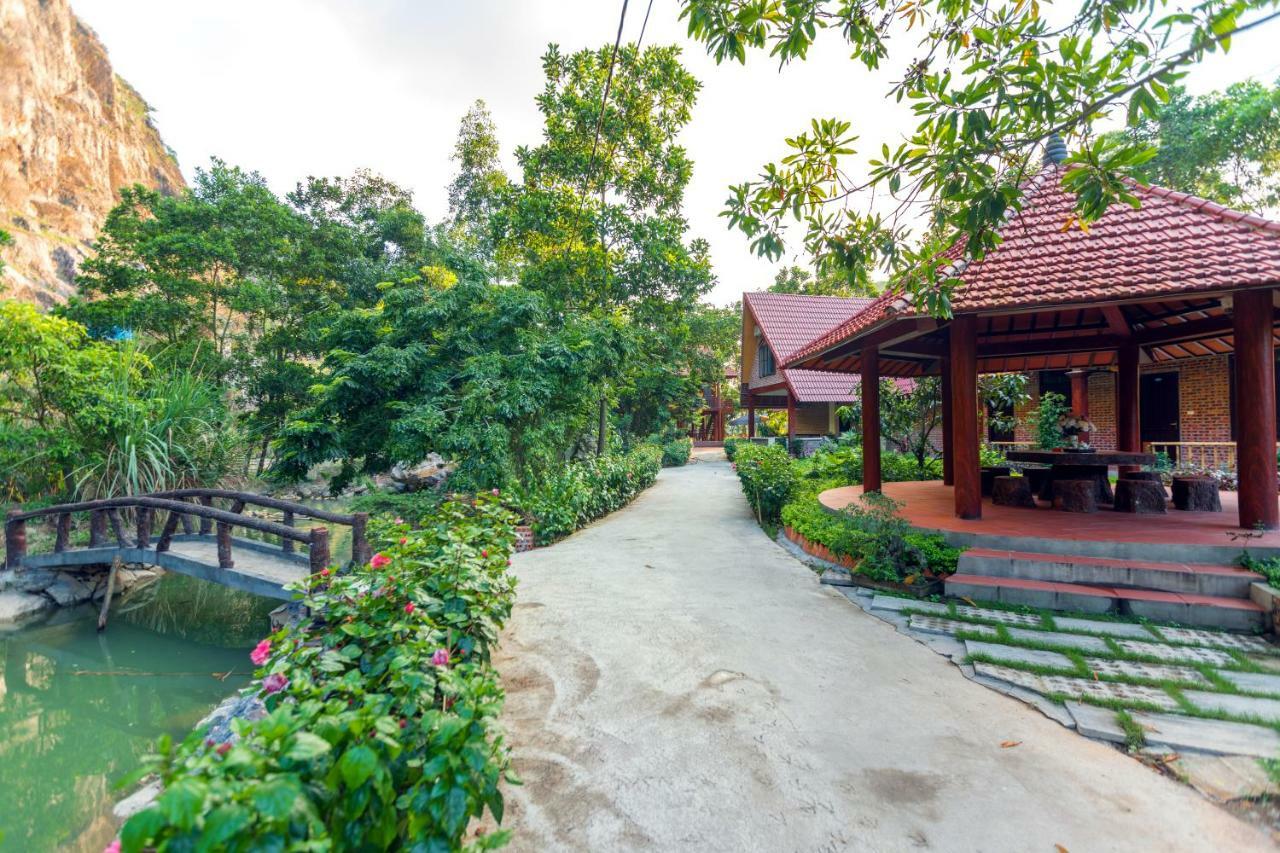 Hang Mua Valley Homestay Νιν Μπιν Εξωτερικό φωτογραφία